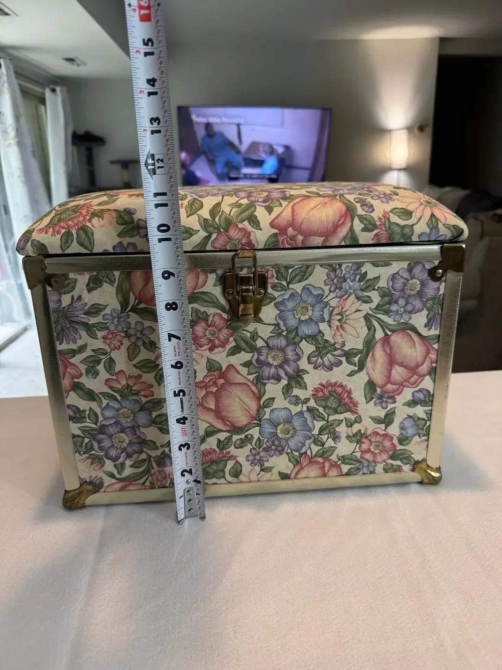 Small Rose Pattern Fabric Footstool Chest
